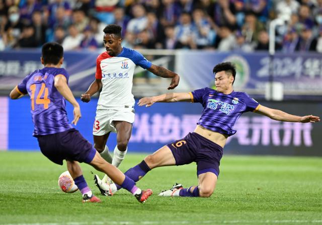 残阵申花津门受阻 斯卢茨基：进攻端需进一步总结